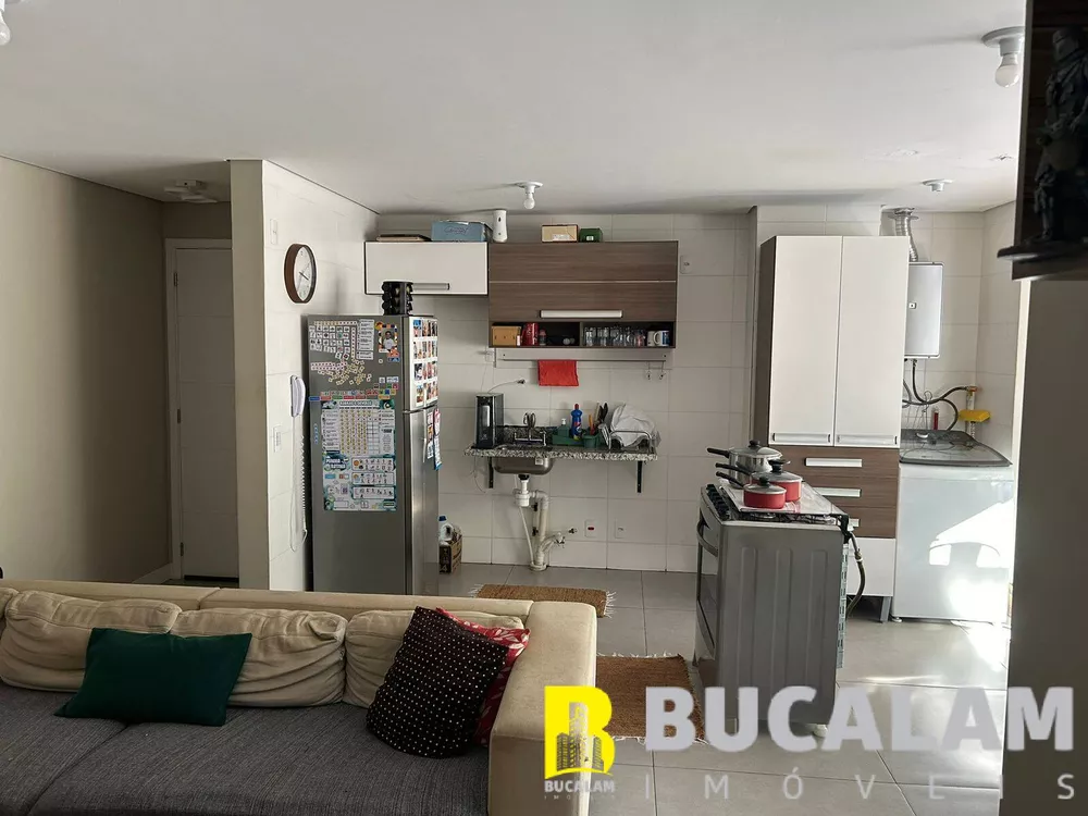 Apartamento à venda com 3 quartos, 138m² - Foto 2