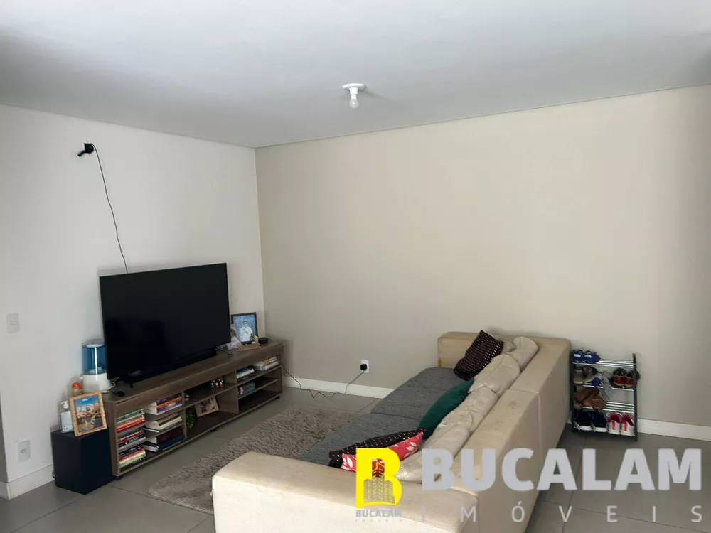 Apartamento à venda com 3 quartos, 138m² - Foto 1