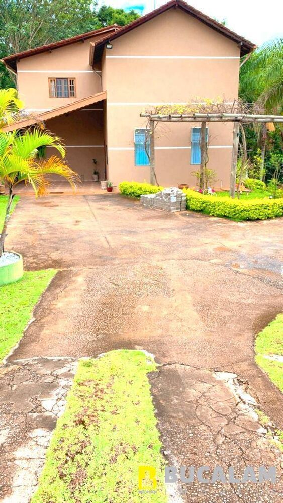 Chácara à venda com 7 quartos, 4220m² - Foto 10