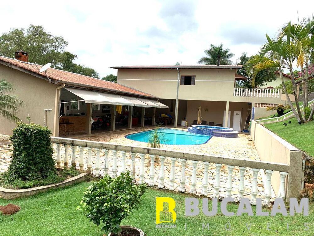 Chácara à venda com 7 quartos, 4220m² - Foto 1