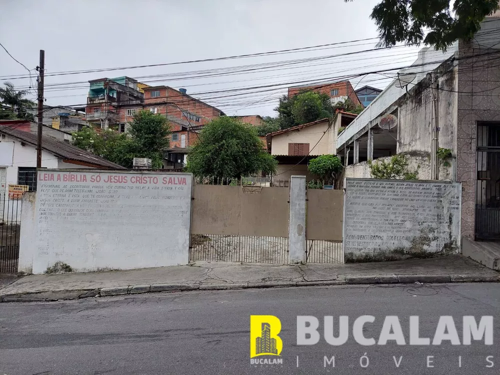 Casa à venda com 3 quartos, 300m² - Foto 1