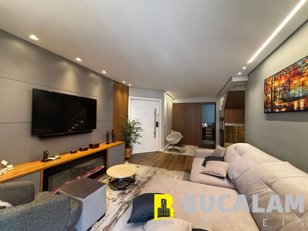 Cobertura, 3 quartos, 220 m² - Foto 1