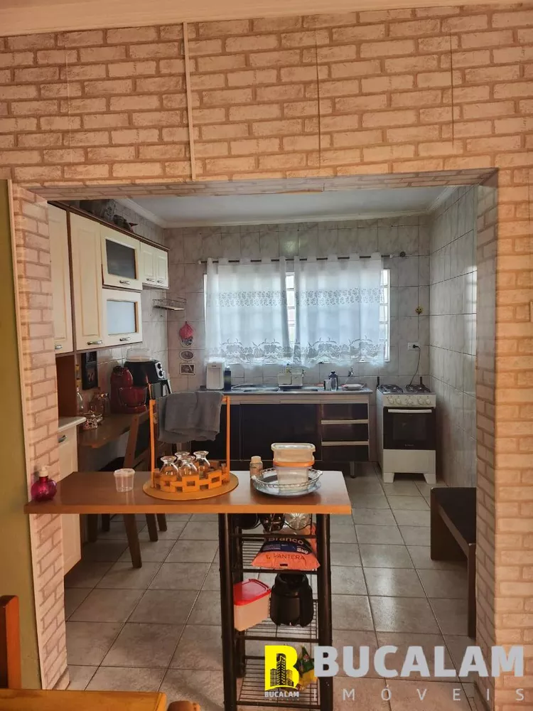 Casa à venda com 4 quartos, 144m² - Foto 3