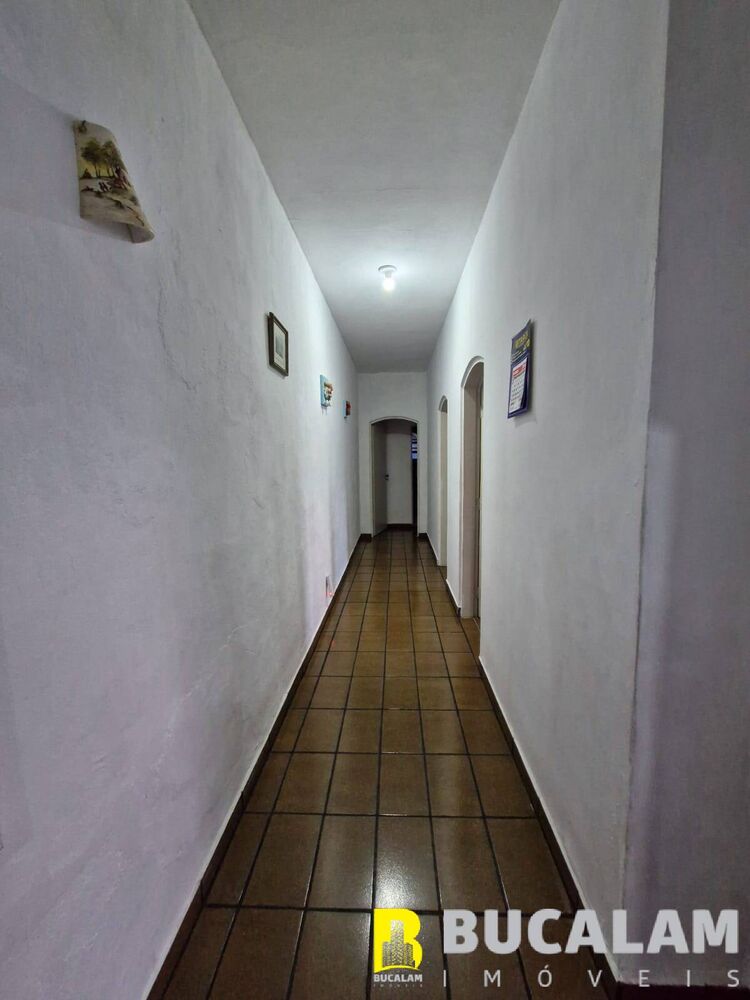 Casa, 3 quartos, 250 m² - Foto 1