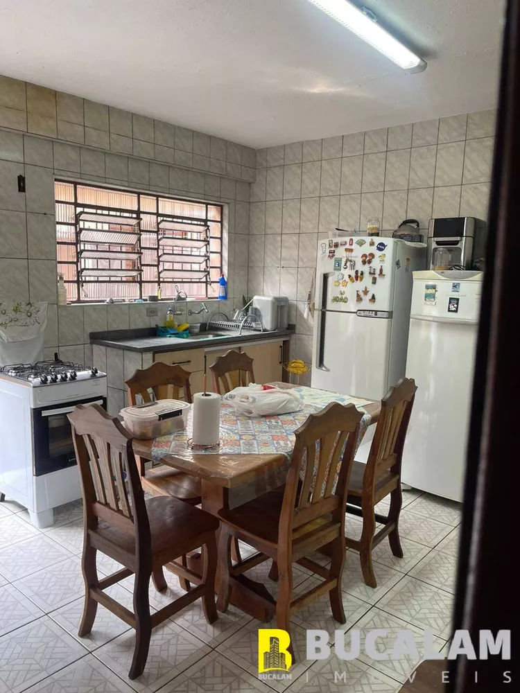 Casa à venda com 3 quartos, 185m² - Foto 3