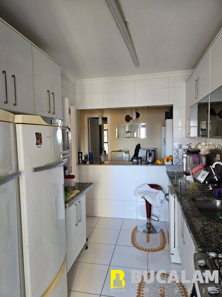 Apartamento à venda com 3 quartos, 76m² - Foto 8