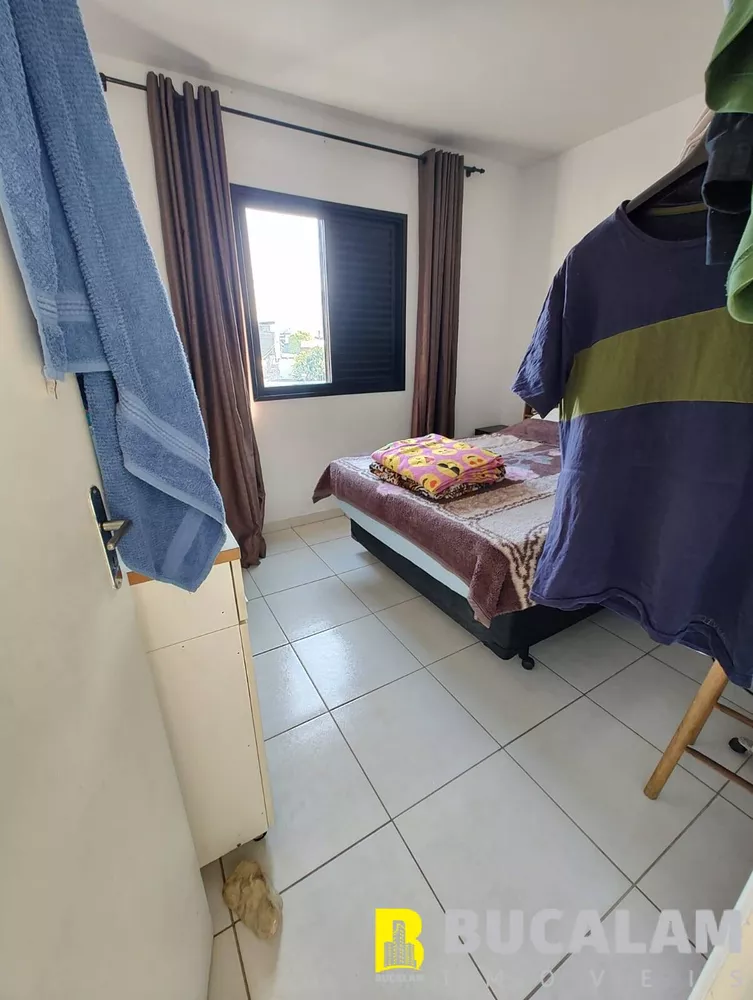 Apartamento à venda com 2 quartos, 68m² - Foto 4