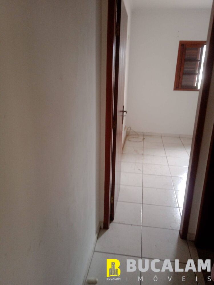 Casa à venda com 2 quartos, 97m² - Foto 3