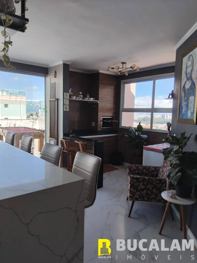 Apartamento, 3 quartos, 184 m² - Foto 2
