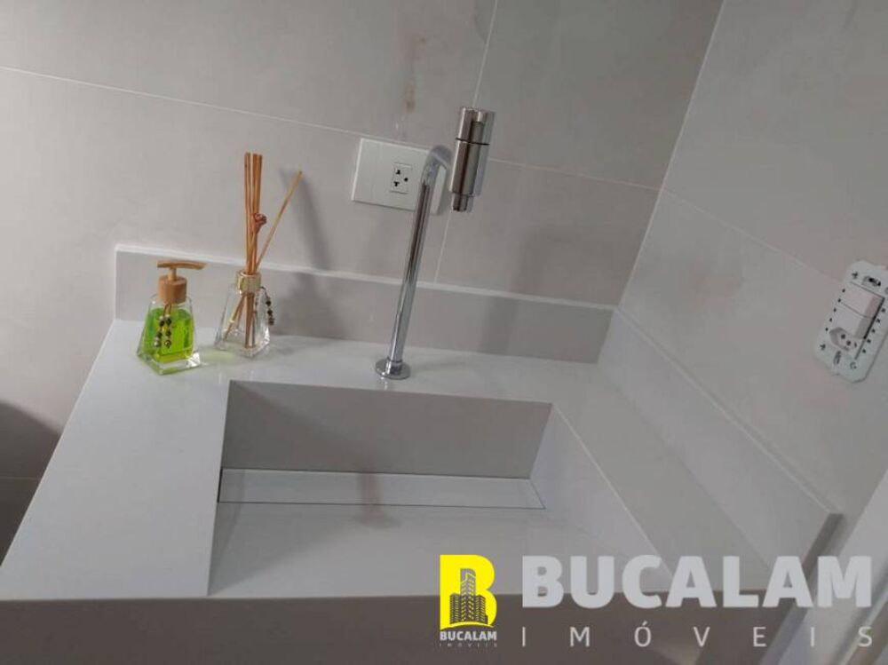 Apartamento à venda com 3 quartos, 146m² - Foto 4
