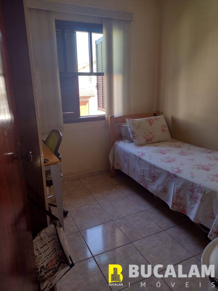 Casa, 3 quartos, 104 m² - Foto 2