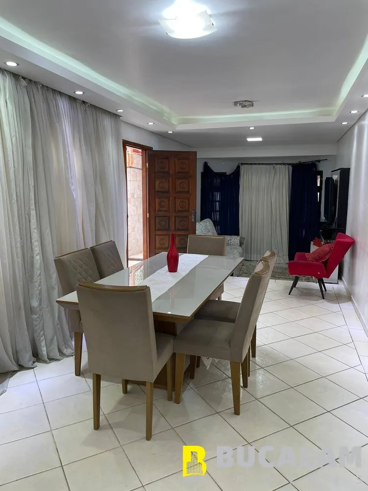 Casa, 3 quartos, 202 m² - Foto 12