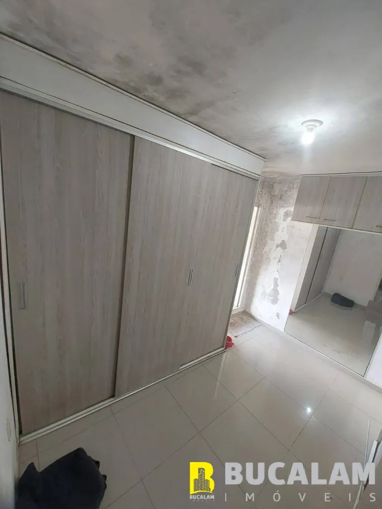 Casa, 5 quartos, 200 m² - Foto 1