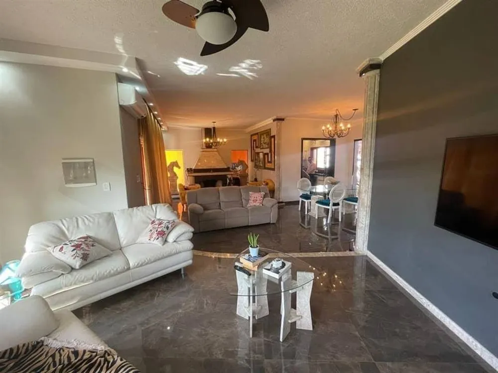 Casa, 3 quartos, 232 m² - Foto 4