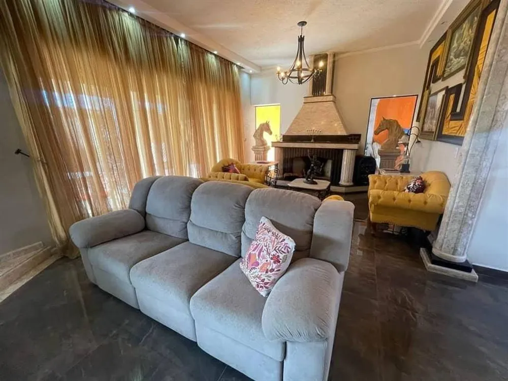 Casa, 3 quartos, 232 m² - Foto 3