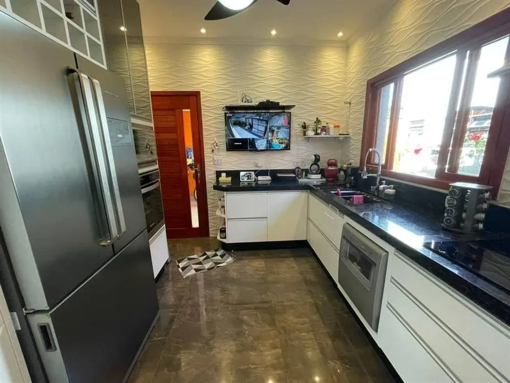 Casa, 3 quartos, 232 m² - Foto 6