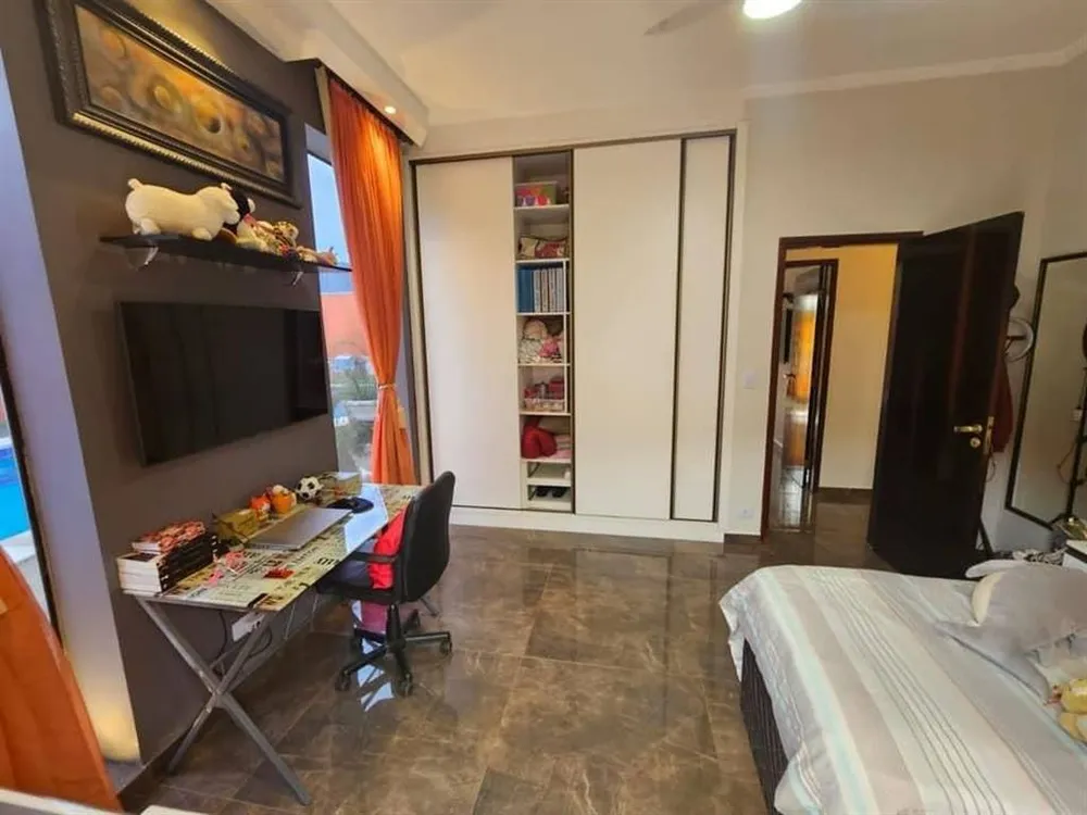 Casa, 3 quartos, 232 m² - Foto 8