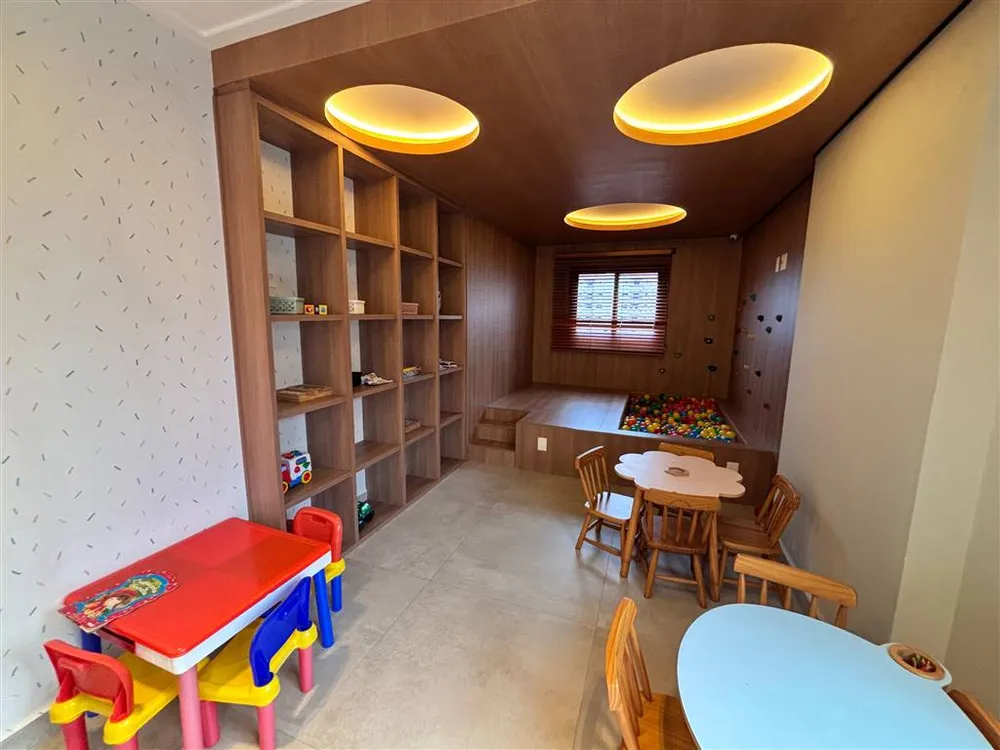 Apartamento, 3 quartos, 132 m² - Foto 1