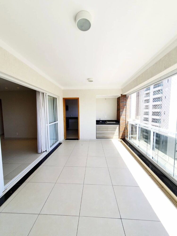Apartamento à venda com 3 quartos, 144m² - Foto 9