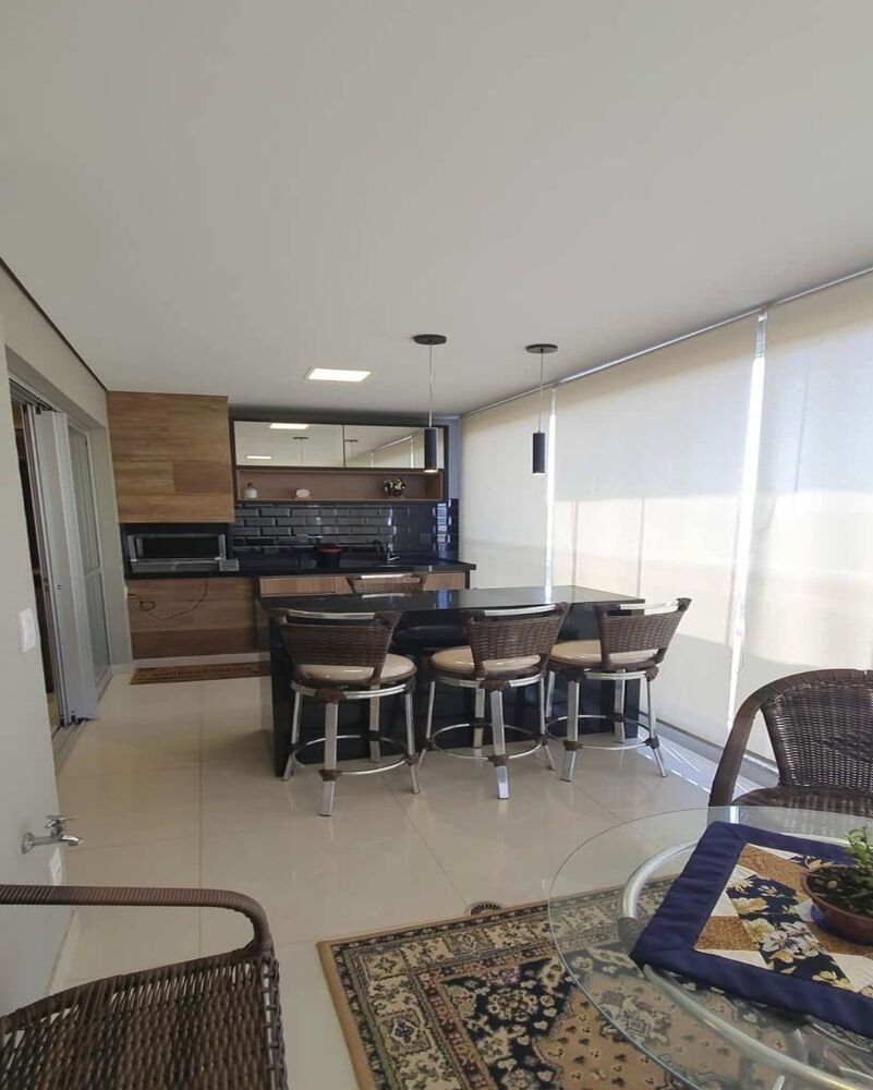 Apartamento, 3 quartos, 140 m² - Foto 1