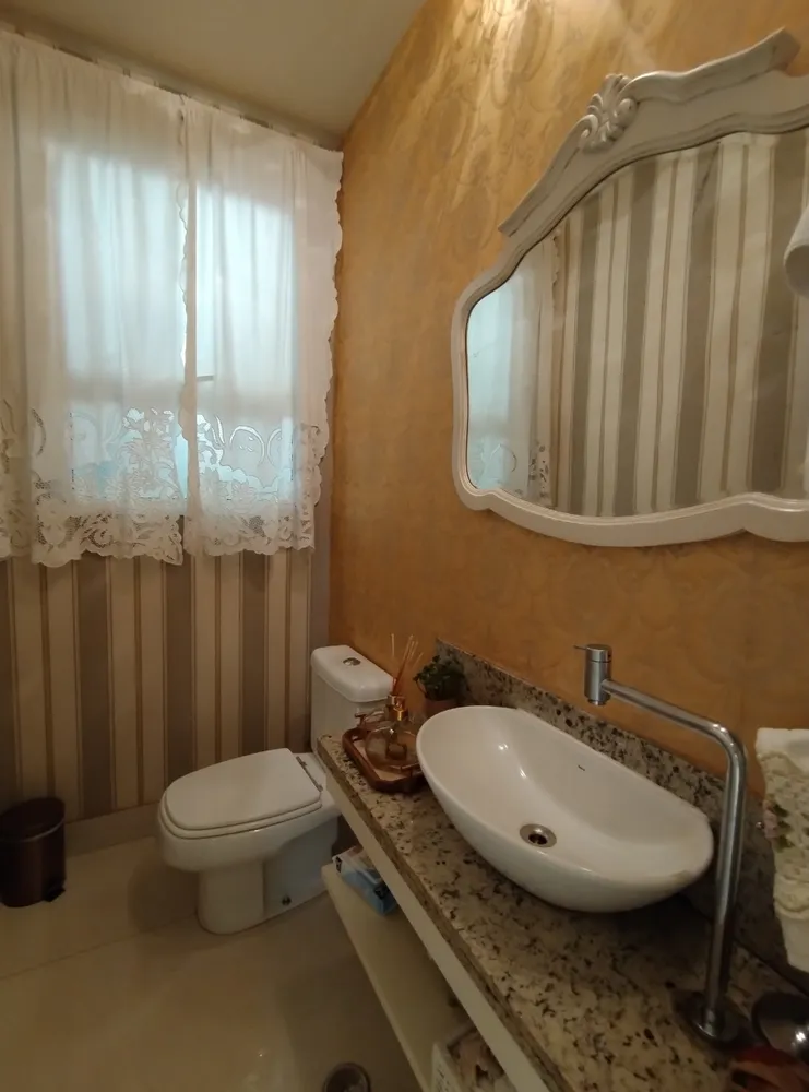 Casa, 3 quartos, 243 m² - Foto 3