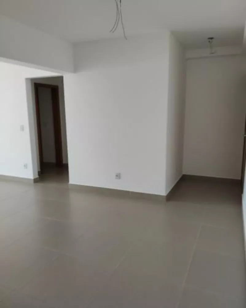 Apartamento à venda com 2 quartos, 90m² - Foto 4