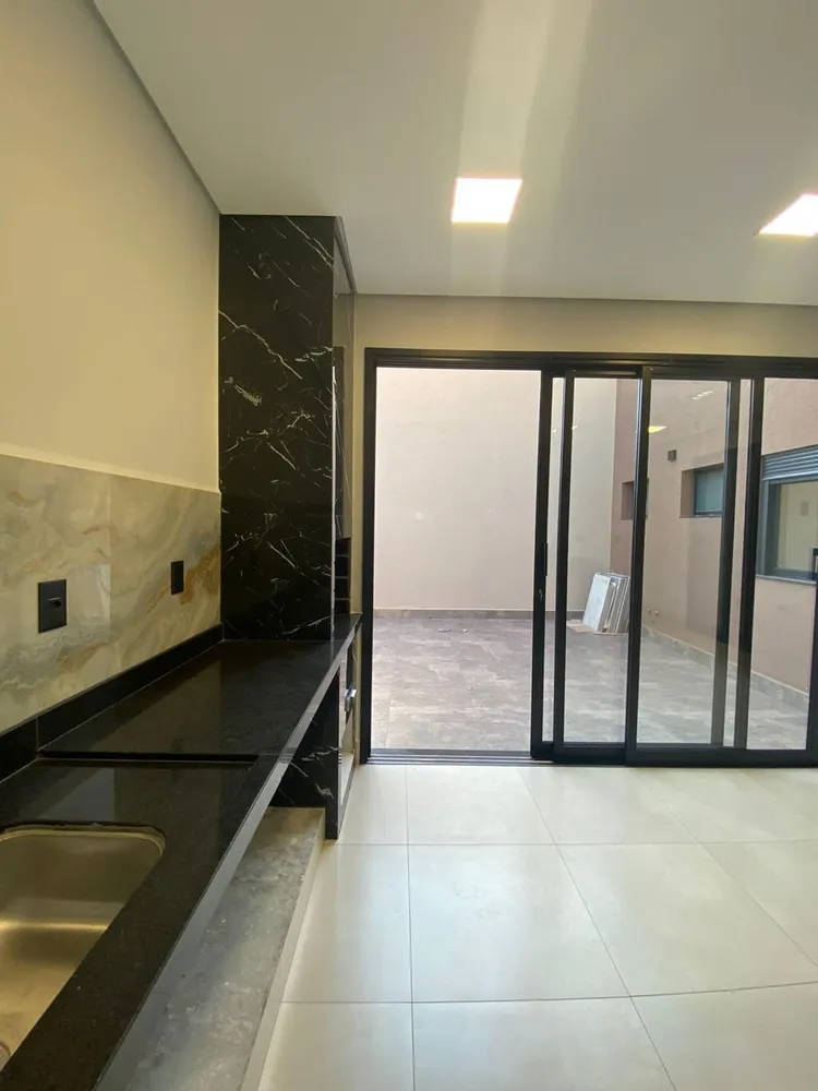 Casa, 3 quartos, 153 m² - Foto 2