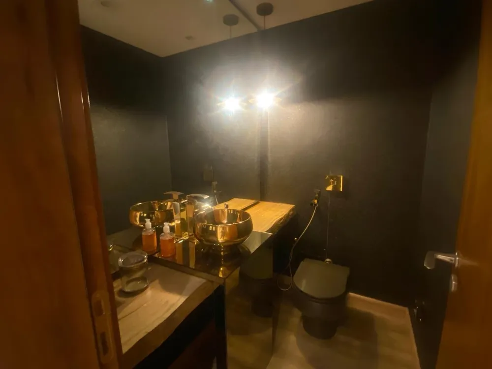 Apartamento, 3 quartos, 140 m² - Foto 1