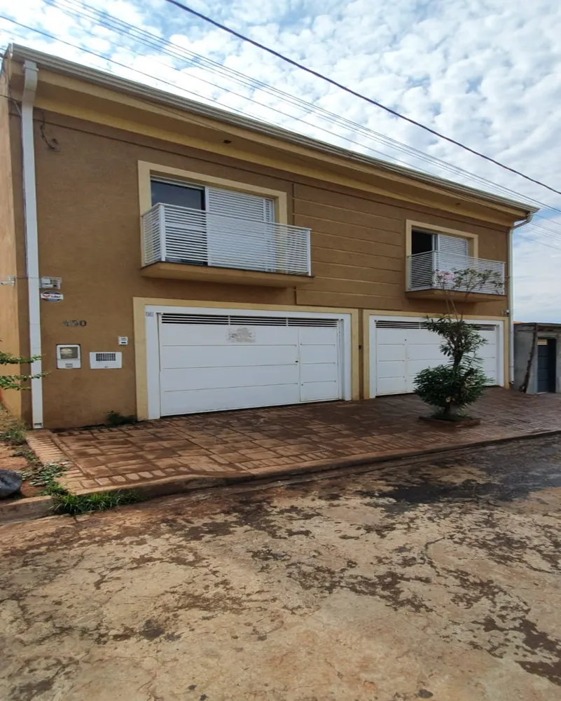 Casa, 5 quartos, 200 m² - Foto 1