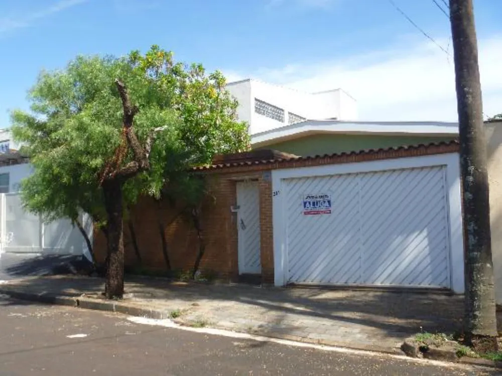 Casa, 4 quartos, 220 m² - Foto 1