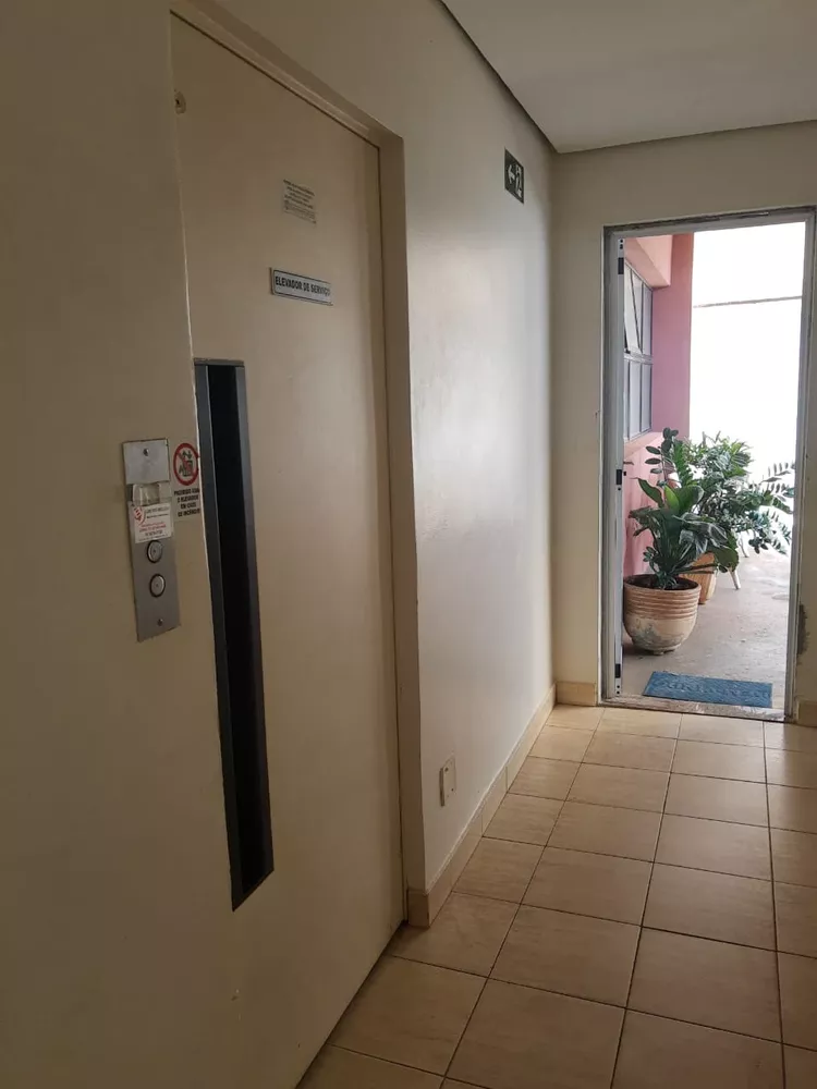 Apartamento à venda com 3 quartos, 122m² - Foto 4