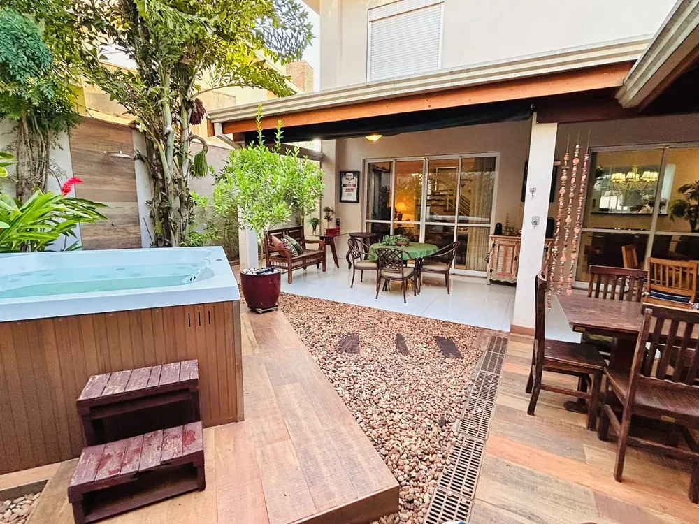 Casa, 3 quartos, 243 m² - Foto 9