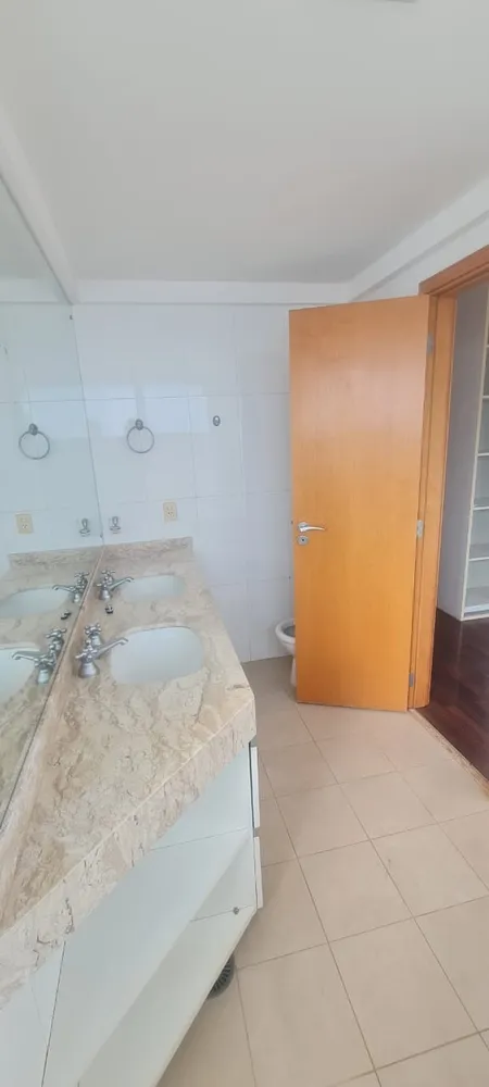 Apartamento, 3 quartos, 240 m² - Foto 8