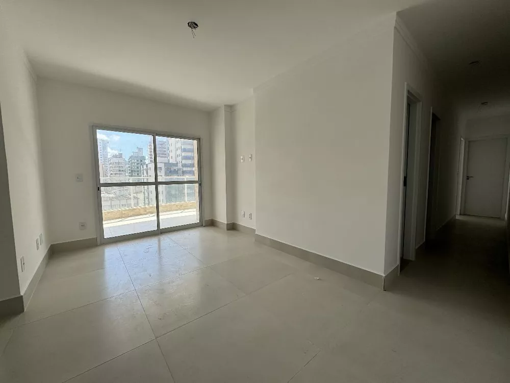 Apartamento à venda com 3 quartos, 111m² - Foto 3