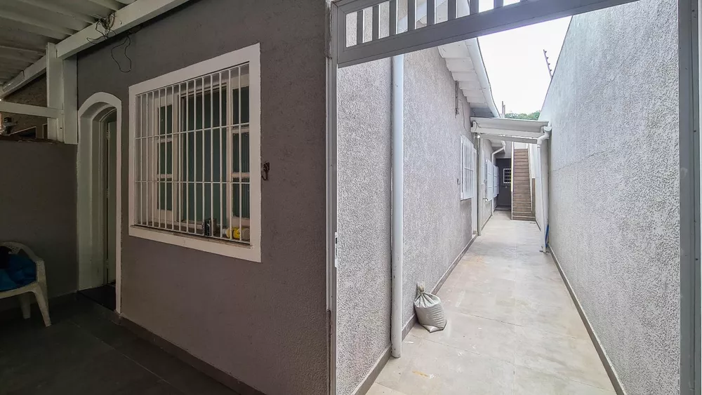 Casa à venda com 3 quartos, 90m² - Foto 4