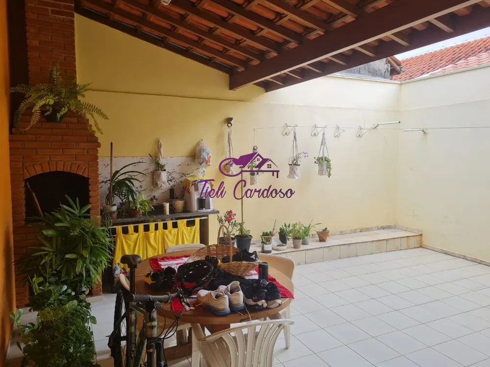 Casa, 3 quartos - Foto 1