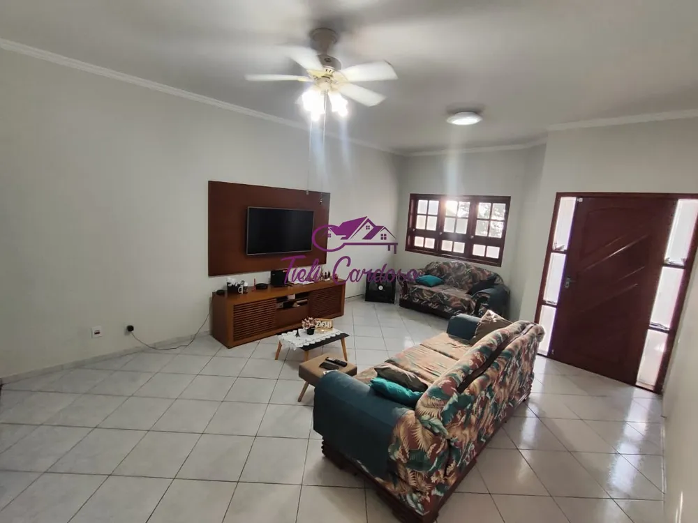 Casa, 3 quartos - Foto 1