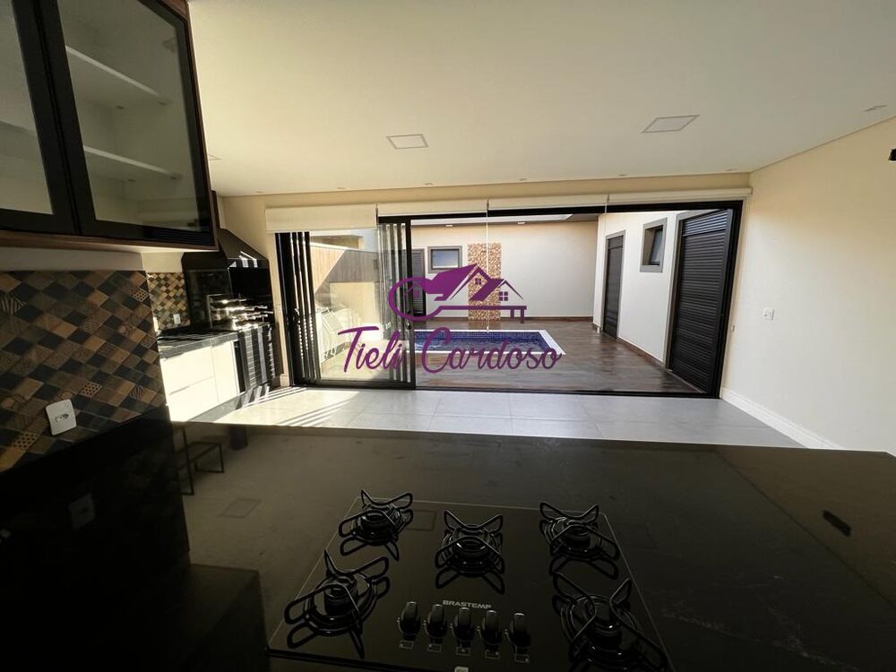Casa, 3 quartos, 198 m² - Foto 2