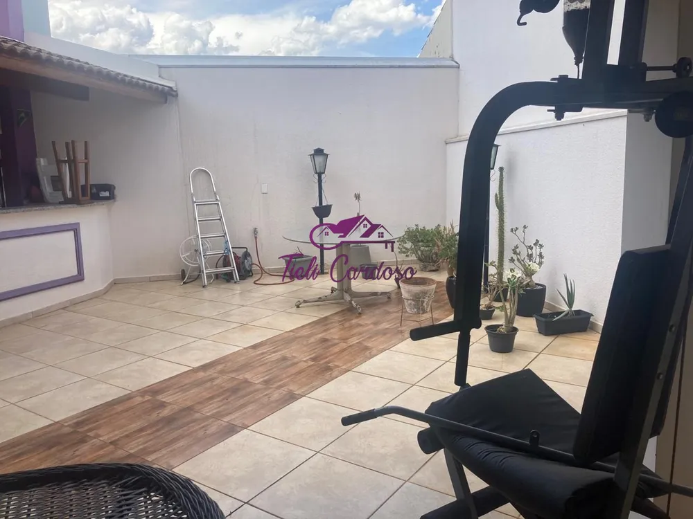 Casa, 3 quartos, 250 m² - Foto 8