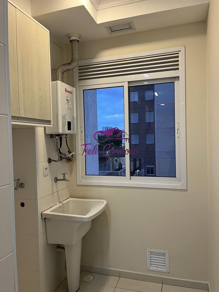 Apartamento para alugar com 3 quartos, 91m² - Foto 2