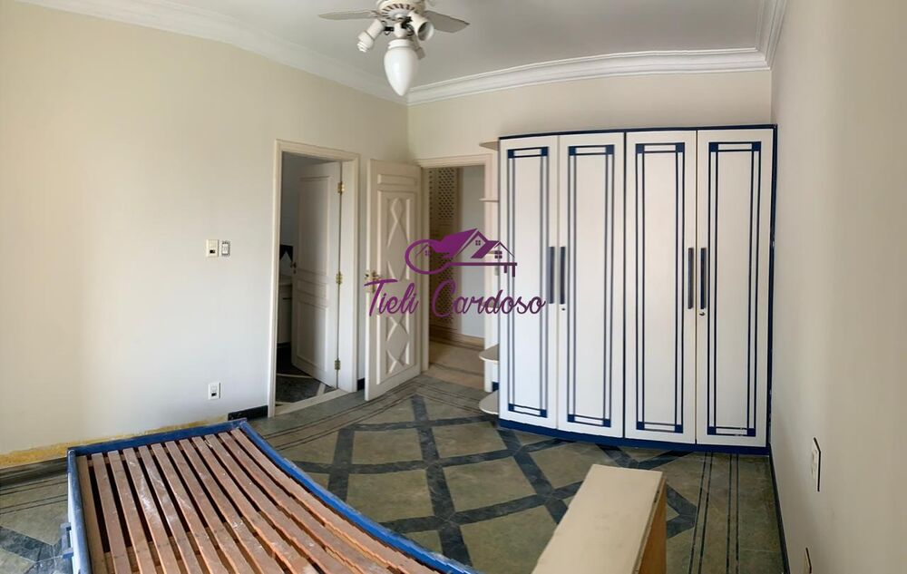 Casa à venda com 6 quartos, 870m² - Foto 3