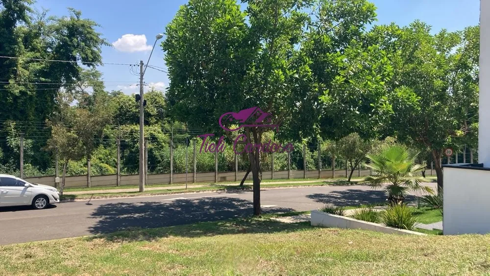Terreno, 301 m² - Foto 1