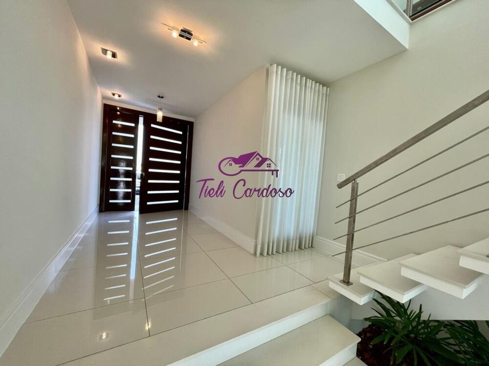 Casa para alugar com 3 quartos, 462m² - Foto 2
