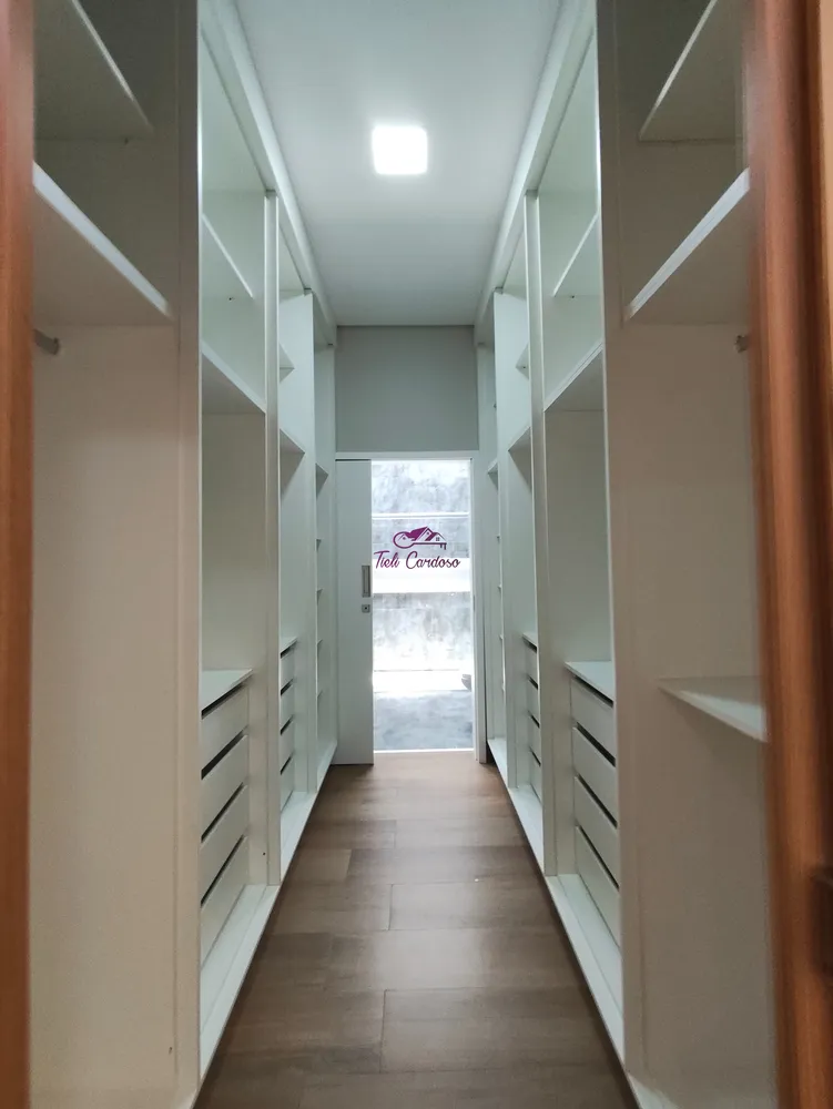 Casa, 3 quartos, 195 m² - Foto 14