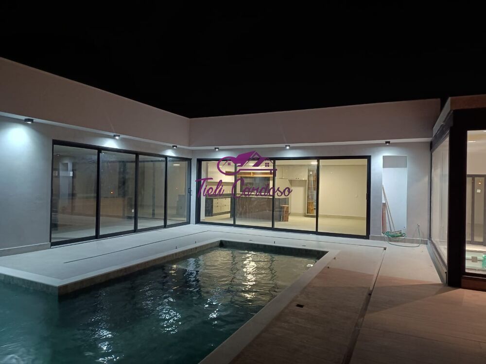 Casa, 4 quartos - Foto 1