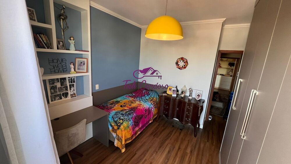 Apartamento à venda com 3 quartos, 150m² - Foto 3