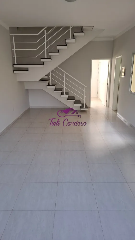 Casa, 3 quartos, 175 m² - Foto 2