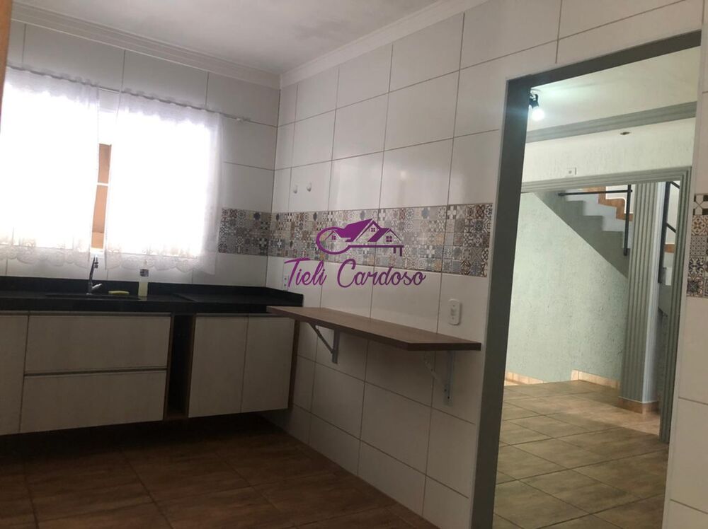 Casa, 4 quartos, 173 m² - Foto 2