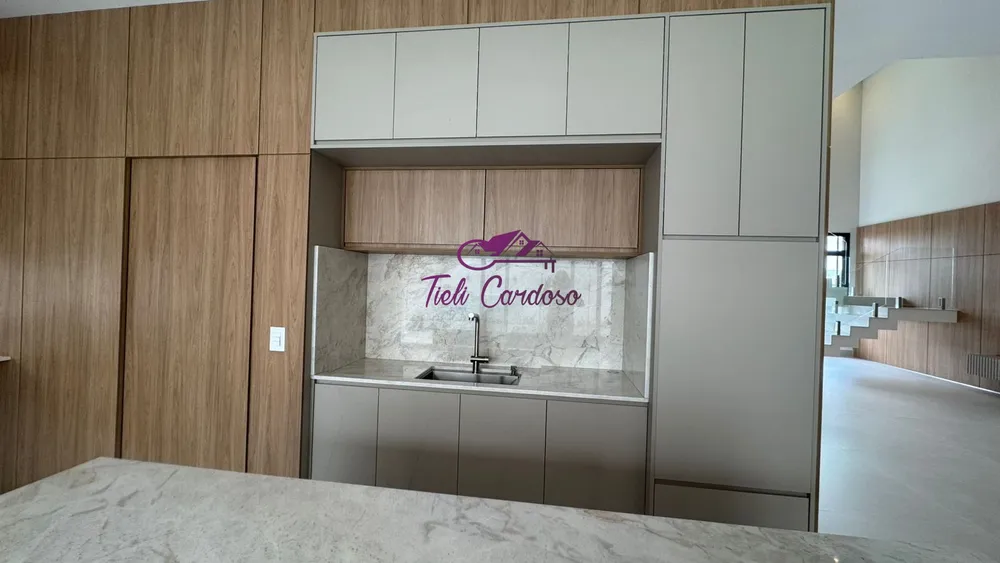 Casa, 5 quartos, 288 m² - Foto 4
