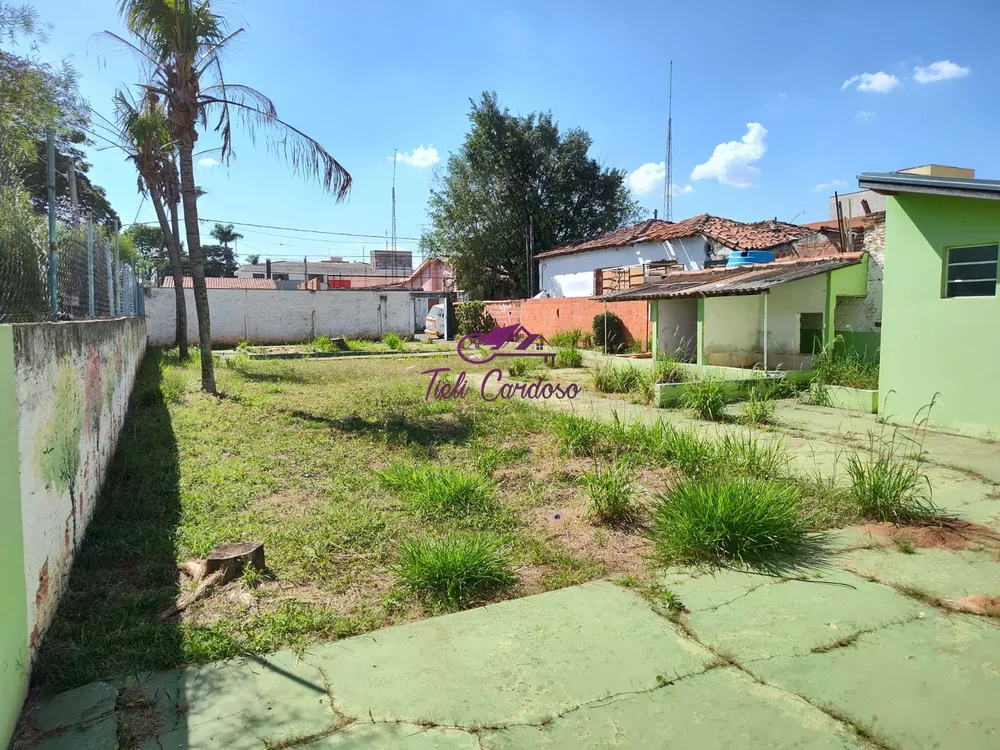 Loteamento e Condomínio, 410 m² - Foto 1